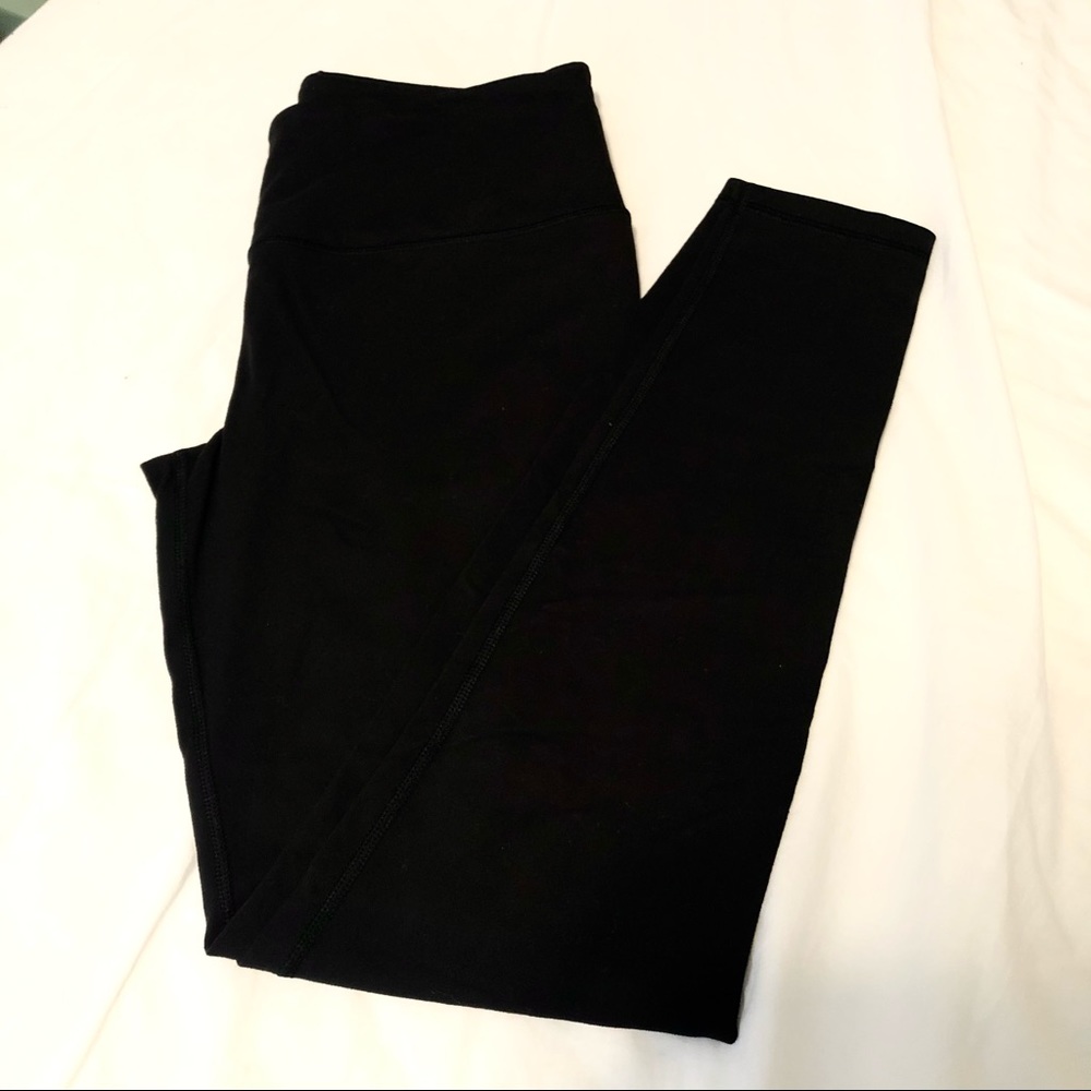 Plain Black VSX Sport Mid Rise Leggings